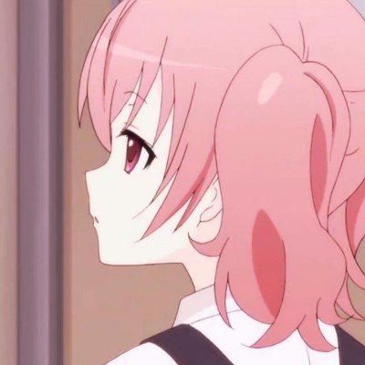杨絮着火引燃民房 村民集体救火